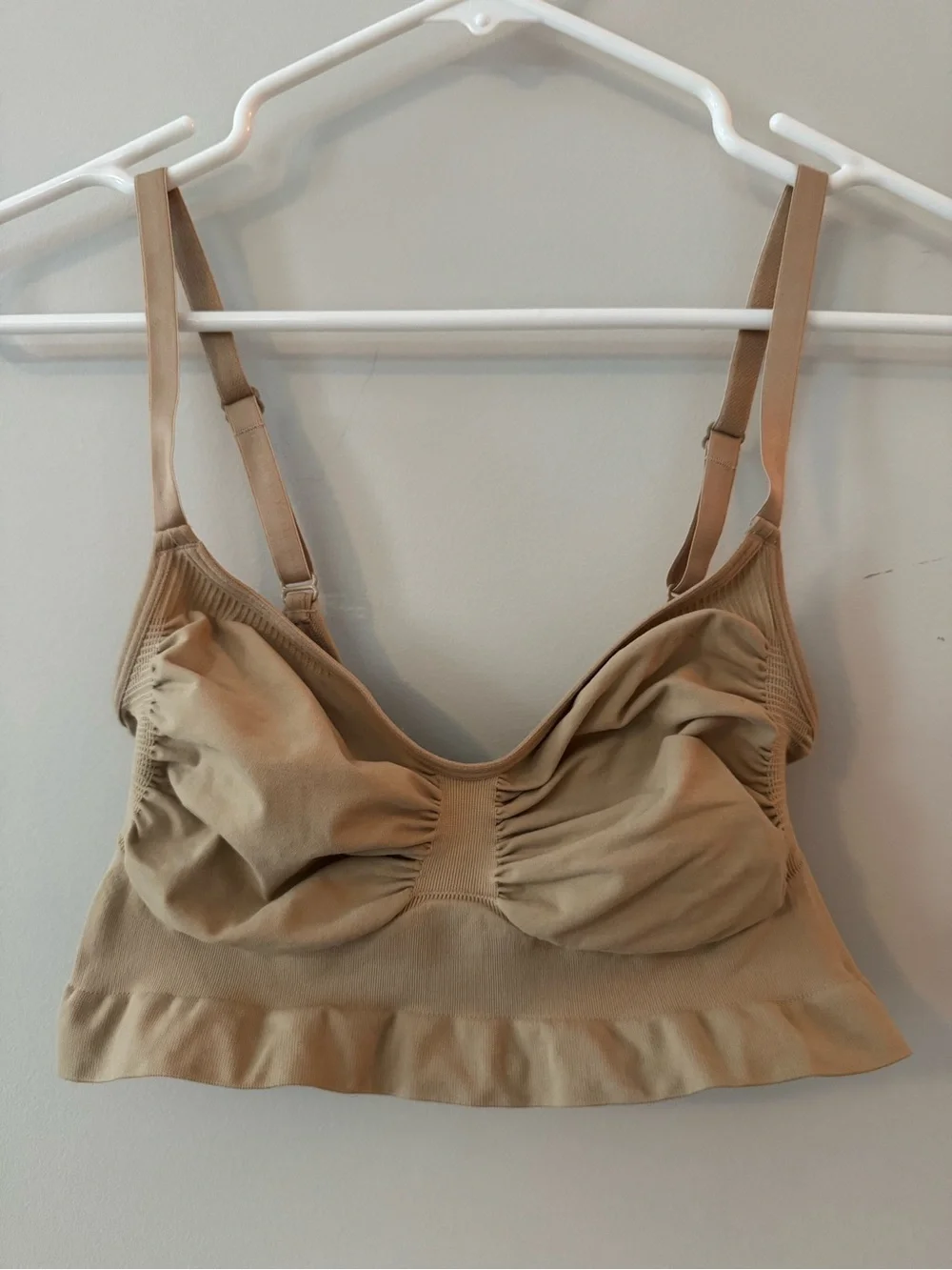 SKIMS Seamless Wireless Bralette in Tan